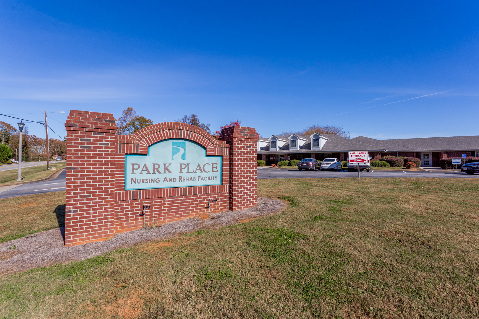 We offer innovative specialized care in a comfortable, separate and secure setting